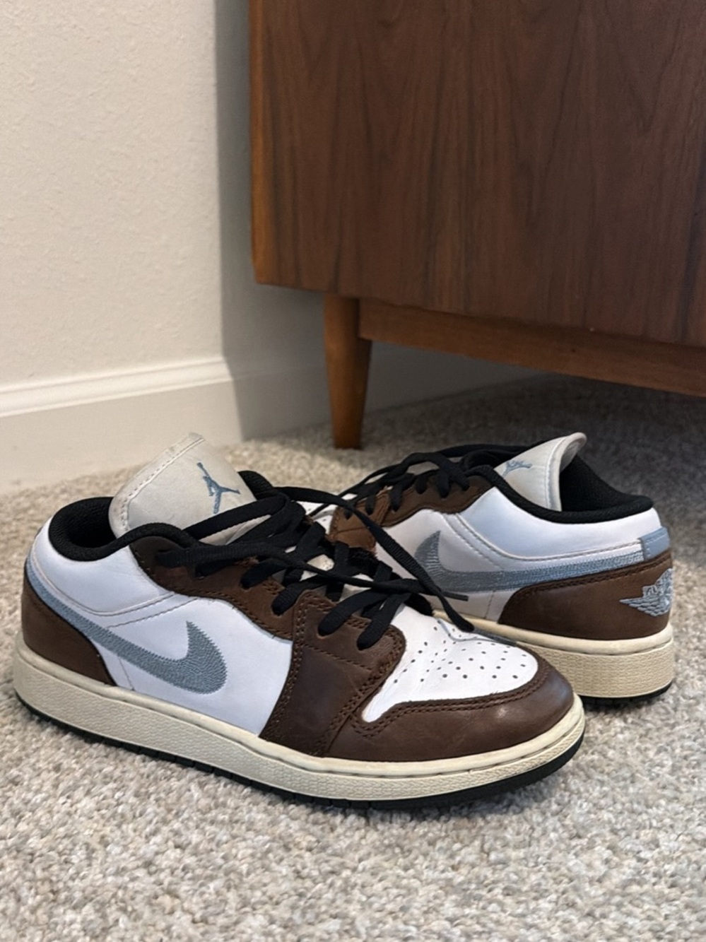 Nike Air Jordan 1 Low Big Kids Sneakers - White/Brown/Blue